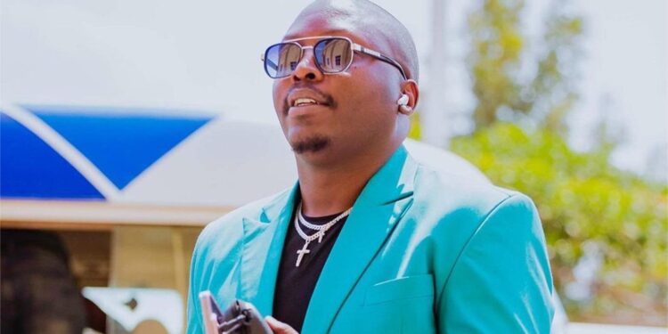 Urukiko rwategetse ko Fatakumavuta akurikiranwa afunzwe