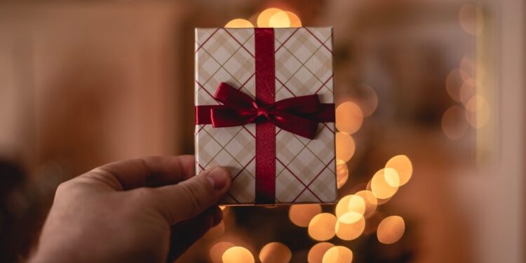 Six ways of showing love/affection to your parents