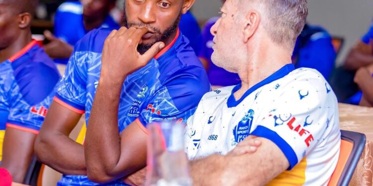 Umutoza yayakenyereyeho! Bikomeje kugorana  muri Rayon Sports