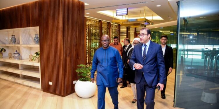 Minisitiri Olivier Nduhungirehe ari muri Pakistan