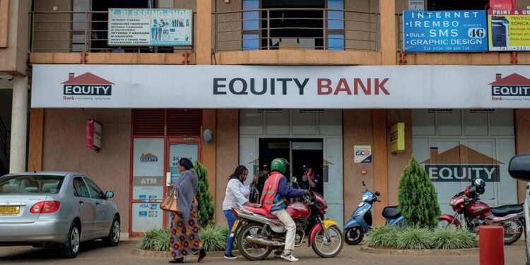 Equity Group yahawe miliyari 650 Frw zo guteza imbere ibigo bito n’ibiciriritse