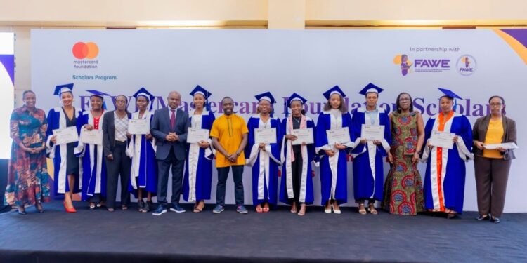 FAWE Rwanda imaze gufasha abarenga 1,000 mu mashuri