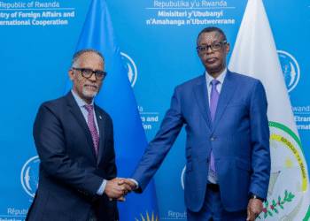 Rtd General Kabarebe yakiriye Umuyobozi wa ICRC mu karere