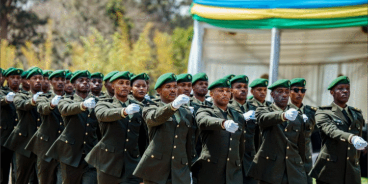 Aba Officier RDF 81 basoje amasomo ya Gisirikare n’ aya Kaminuza mu Ishuri rya Gako