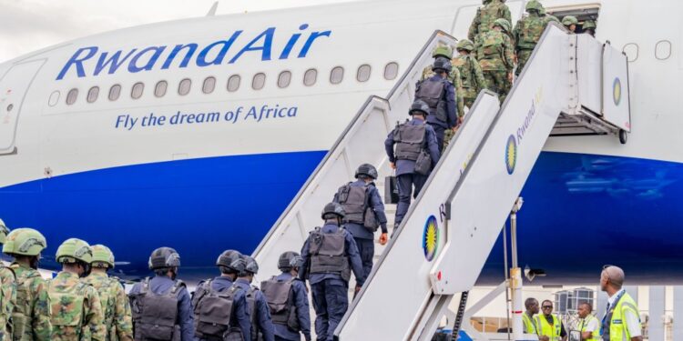 Abasirikare n’Abapolisi b’u Rwanda berekeje Mozambique gusimbura bagenzi babo