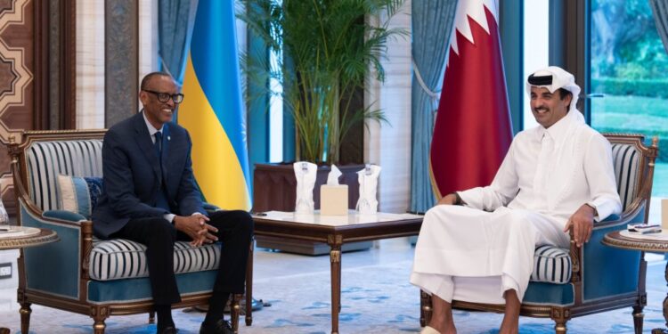 Perezida Kagame yakirirwe na Emir wa Qatar
