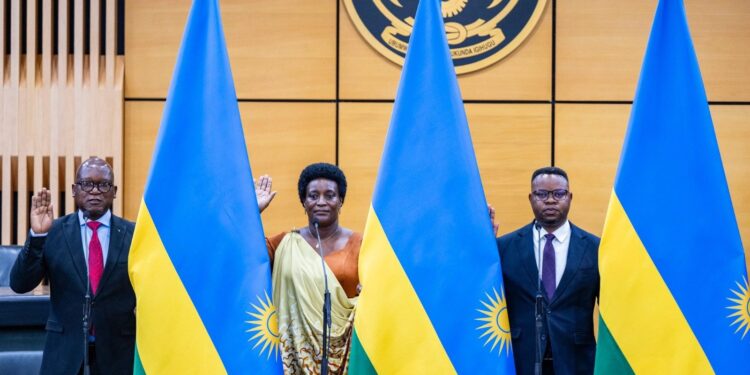 President Kagame Warns New Cabinet Members Against Empty Oaths