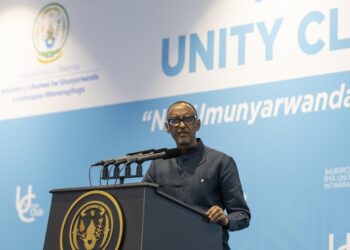 Perezida Kagame yavuze ku bana be bari mu gisirikare, uri mu bucuruzi no kuba Ange yaba Perezida