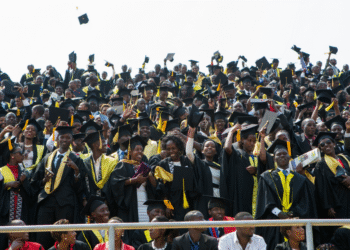 Leta igiye guha abanyeshuri 16,768 inguzanyo nshya za Kaminuza