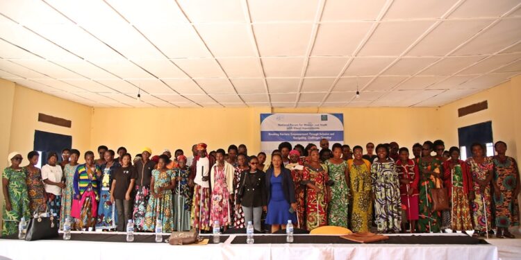 Abagore bafite Ubumuga bwo kutabona bagaragaje aho bageze n’Ibikibabangamira