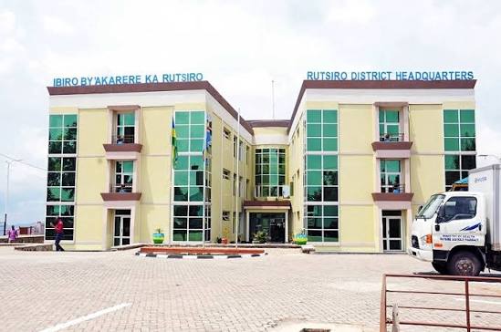 Rutsiro: Umupolisi yiyishe nyuma yo kurasa DASSO n’ umuturage