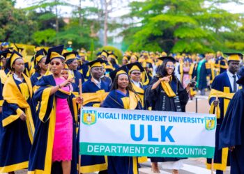 Abasaga 1500 basoje amasomo muri ULK