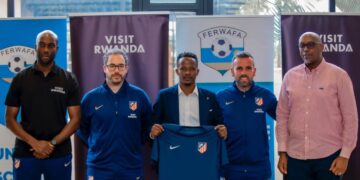 Abatoza 13 barimo Haruna Niyonzima batoranyijwe kujya muri Espagne guhugurwa n’ Atletico Madrid