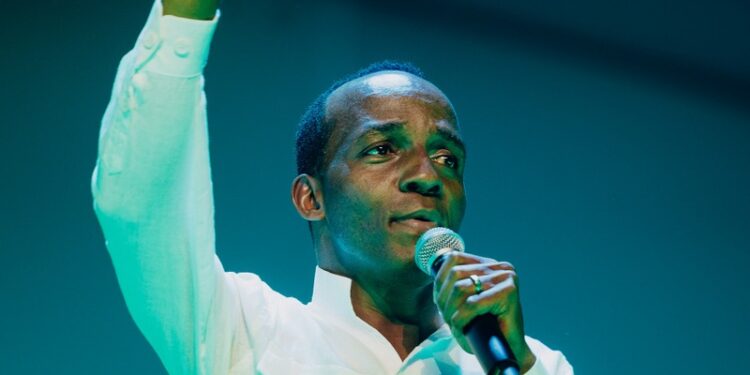 Alexis Dusabe yateguje  igitaramo cy’amateka azakorera mu Bubiligi