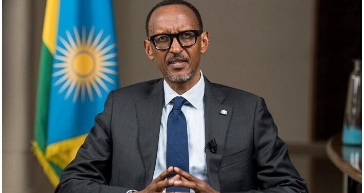 Perezida Kagame yifurije abagore umunsi mwiza, ashimangira uruhare rwabo mu iterambere