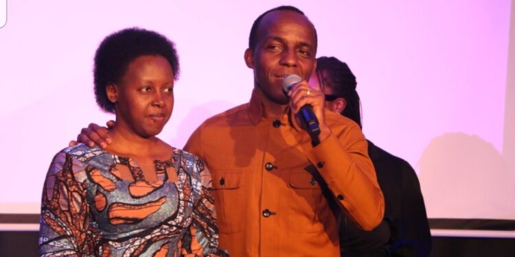 Alex Dusabe yakoreye igitaramo mu Bubiligi