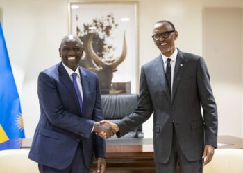 Perezida Kagame yageze muri Kenya aho yitabiriye inama ya Afurika n’u Bufaransa