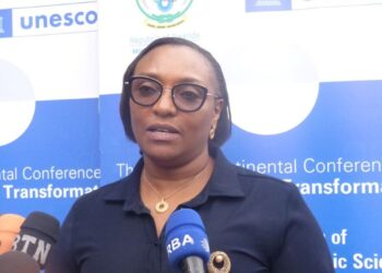 Senateri Dr Uwamariya yagiriye inama urubyiruko rwifuza gushinga ingo