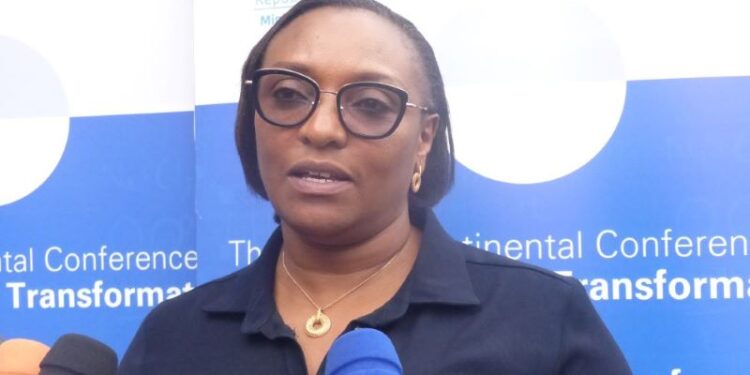 Senateri Dr Uwamariya yagiriye inama urubyiruko rwifuza gushinga ingo