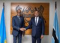 Perezida Kagame yatangiye uruzinduko rw’akazi muri Botswana