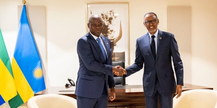 Perezida Kagame yaganiriye na Perezida Nguema wa Gabon na Sidi Ould Tah wa AFDB