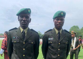 Abanyarwanda babiri basoje amasomo ya gisirikare mu Buhinde